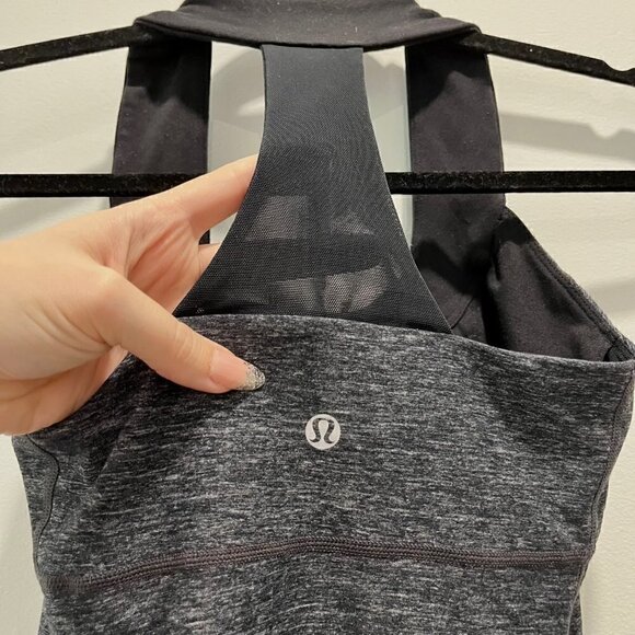 Lululemon Athletica Luon Sleeveless Scoop Neck Tank Top | Built In Bra - Picture 6 of 7